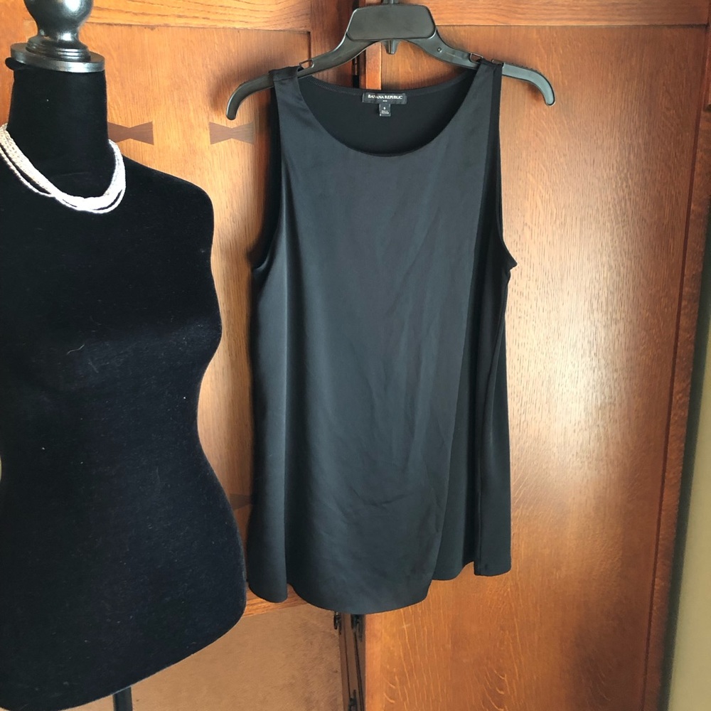 Banana Republic Black Sleeveless Overlay Tunic